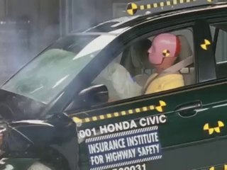 2001 Honda Civic çarpışma testi
