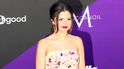 Selena Gomez hace fiesta ruidosa y la policía es llamada