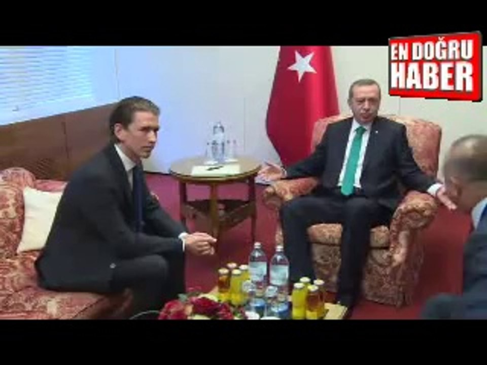 28'lik bakan Erdoğan’ın karşısında kedi gibi oldu!..