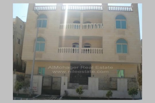 شقة 180 متر للبيع بالحى الاول القاهرة الجديدة