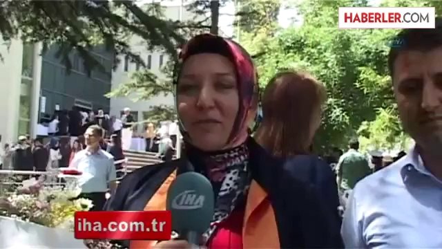 Karnı Burnunda Üniversiteden Mezun Oldu