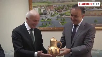 TRT Genel Müdürü Şahin, Vali Altıparmak'ı ziyaret etti -