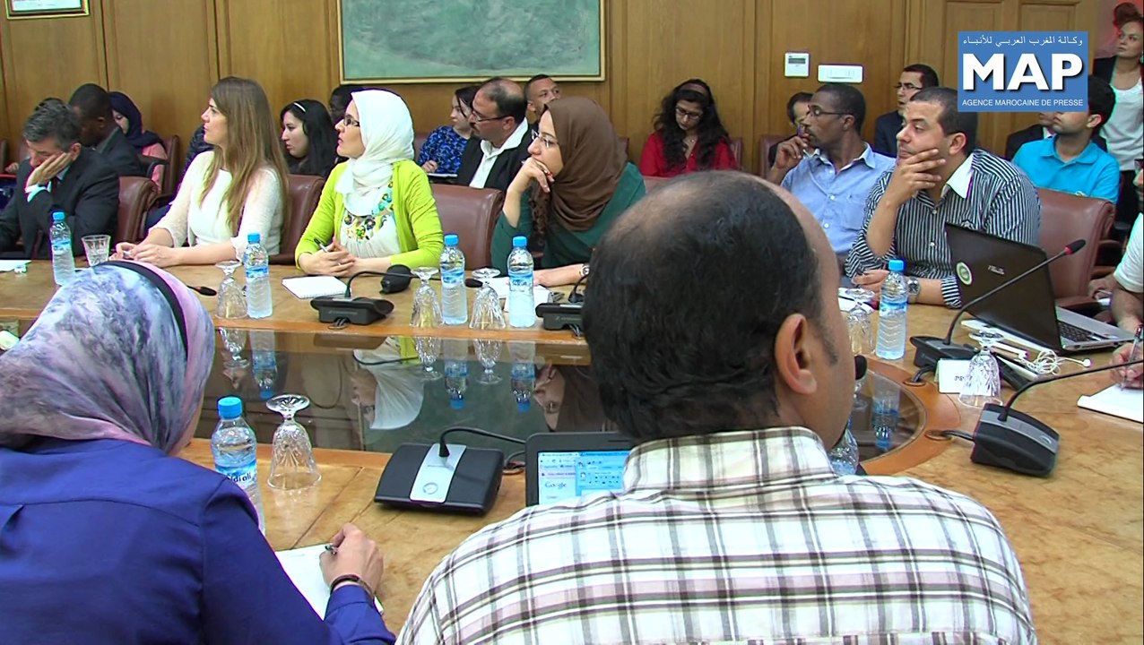 ندوة صحفية لوزير الاقتصاد والمالية حول المديونية