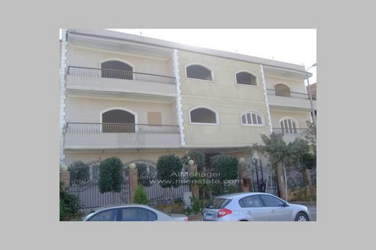 شقة دوبلكس للايجار بموقع متميز بالحى الاول القاهرة الجديدة