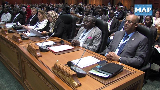 جلالة الملك يؤكد أن مقاربة المغرب للتعاون جنوب-جنوب تجمع بين شراكات ثنائية واندماج التكتلات الإفريقية