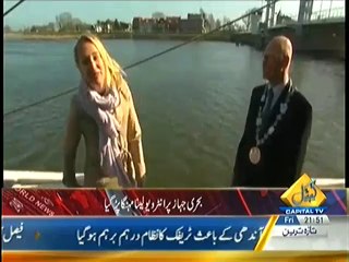 News Reporter Fell into the river