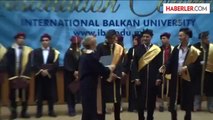 Müezzinoğlu,  Uluslararası Balkan Üniversitesi'nin mezuniyet törenine katıldı -