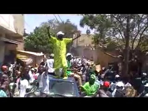 Locales 2014-Taxawu Dakar: la démonstration de force de Khalifa Sall commence à Hann Bel-Air