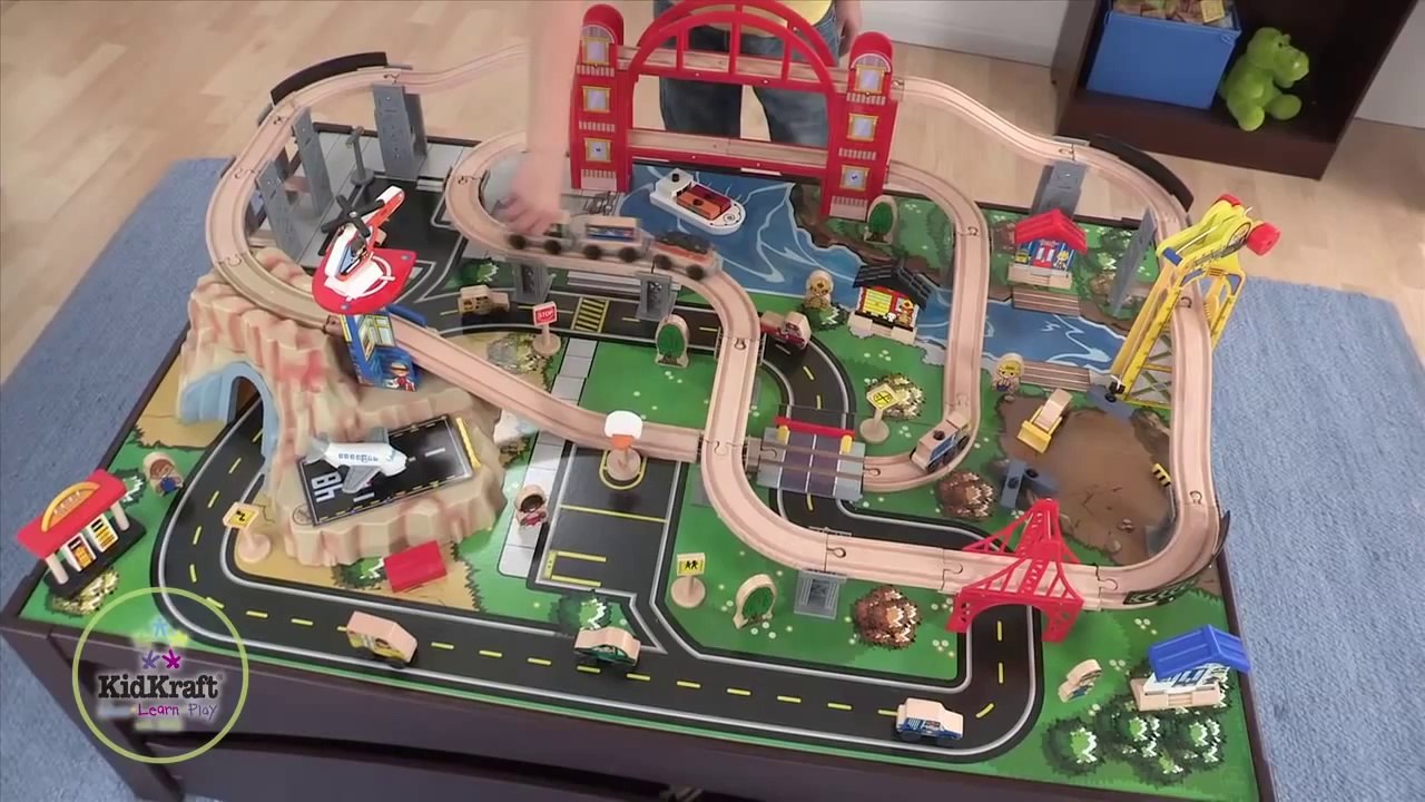 Kidkraft Metropolis Train Set and Table