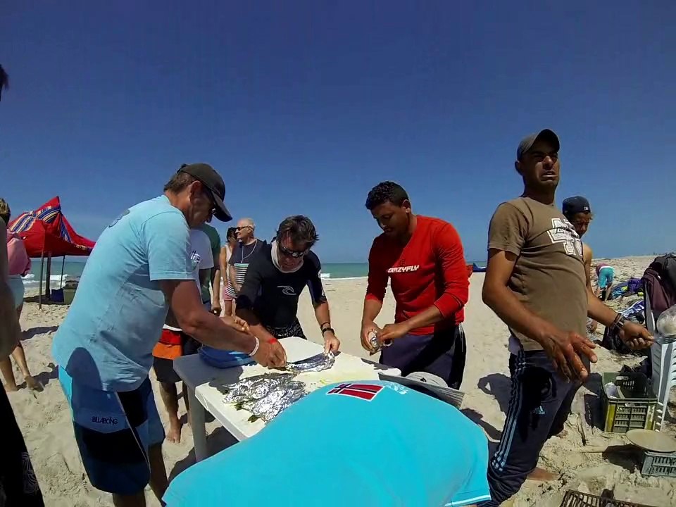 kitesurf djerba - globalkite - ailes de ré sur l'ile aux flamants Roses mai 2014.movie