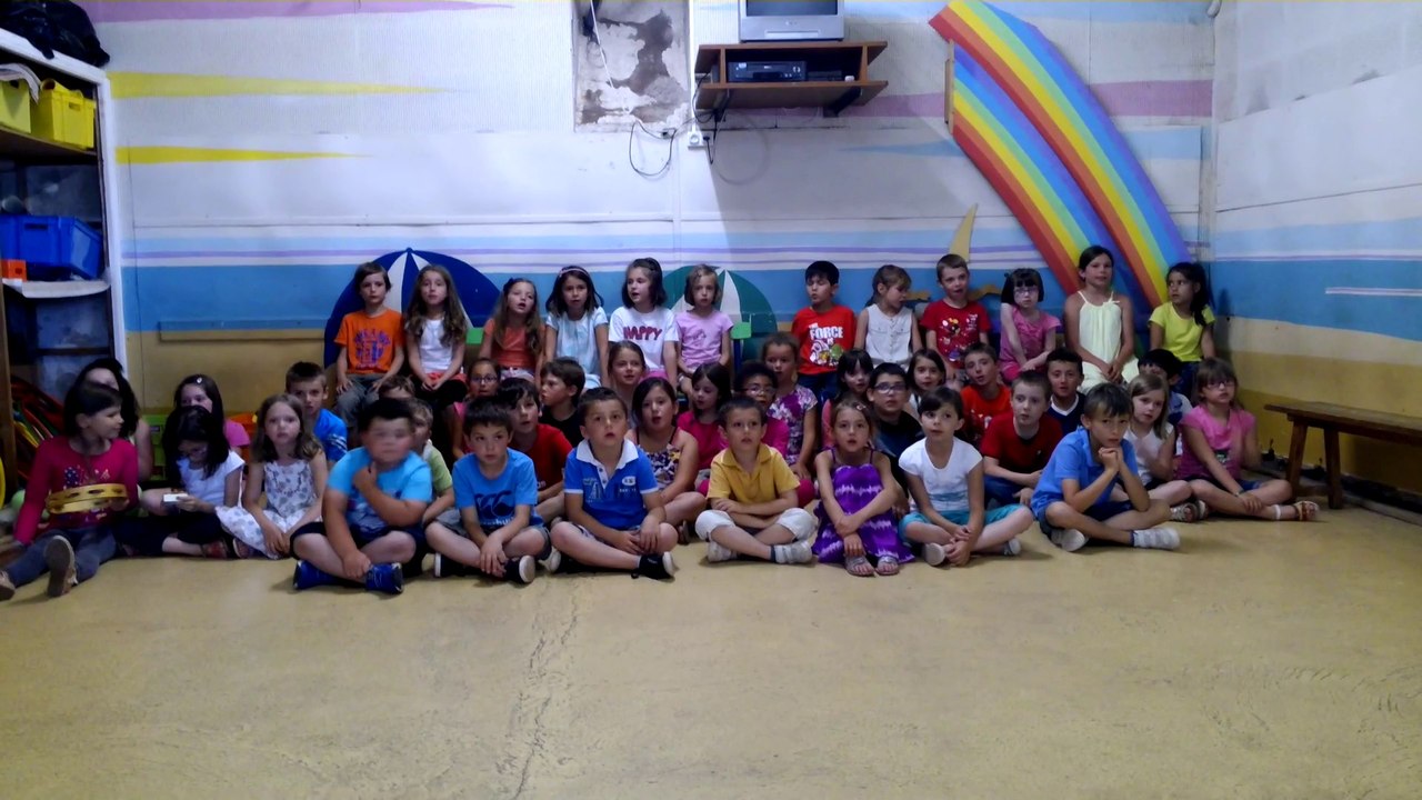 (Pont-du-Château) École Saint-Joseph  CP et CP-CE1 - une chanson monotone