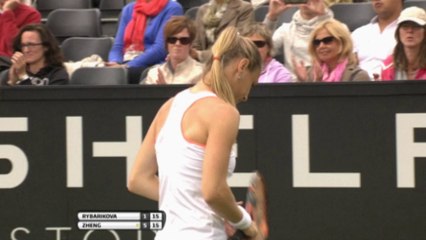 WTA 's-Hertogenbosch: Zheng and Vandeweghe into final