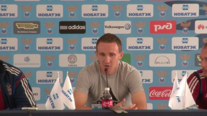 Capello approach suits us - Kozlov