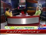 Nusrat Javed Blasted and Made Fun of Dr. Tahir-ul-Qadri in a Live Show
