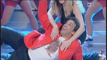 Flavio Insinna e Lorella Cuccarini ballano a La Pista