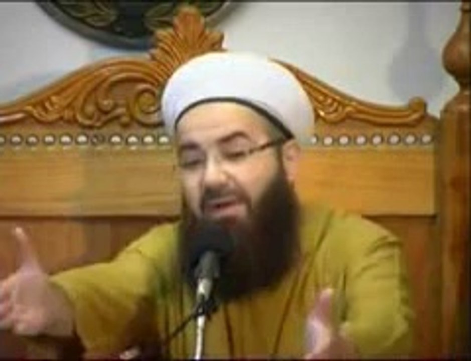 Cübbeli Ahmet Hoca Sözünde durmayanın imanı yoktur - YouTube