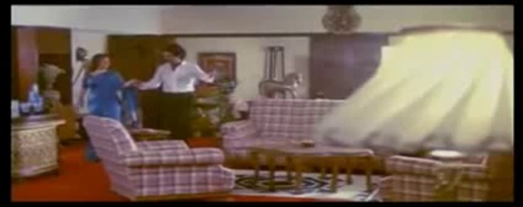Awaaz Di Hai Aaj Ek Nazar Ne - Aitbaar..(Tanhaiii)