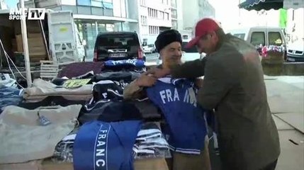 Football / L'engouement des Français autour des produits dérivés des Bleus - 21/06