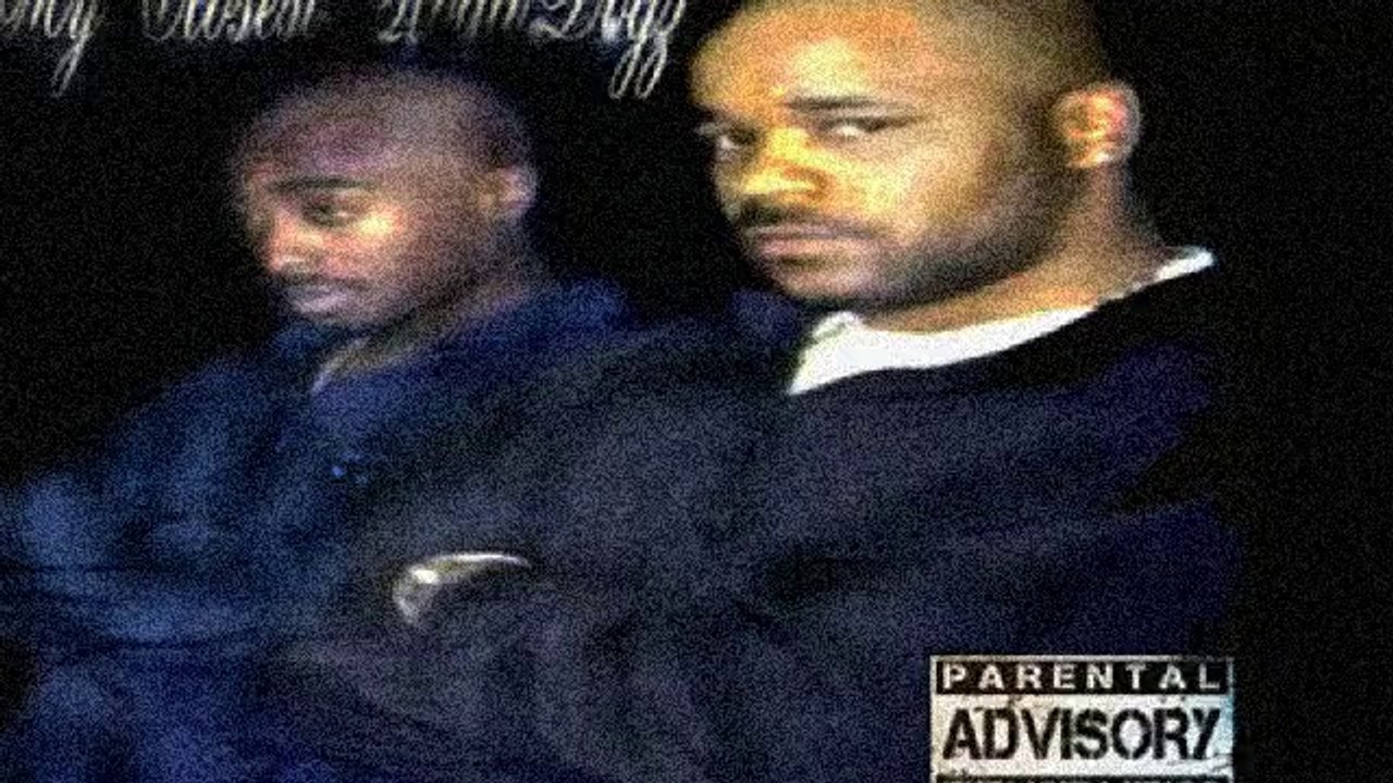 2pac ft Big syke.My closest Road Dogz (alternate version original)