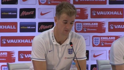 Fans apology from Rooney and Hart