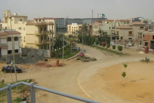 شقة فاخرة 400 متر للايجار فى الشويفات القاهرة الجديدة