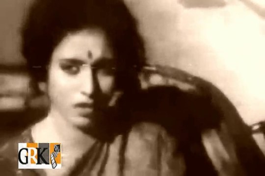 NAHID NIAZI n AHMED RUSHDI - JANE MUJHE KYA HOGAYA AJI MERA DIL KHO GAYA -FILM - BHAIYA