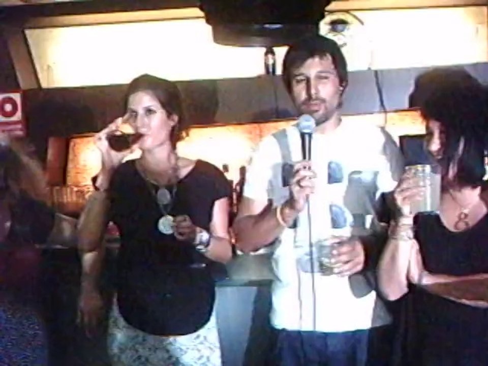 HyMFiestaMadrid, Cantando en el karaoke todas con Maria y Hugo