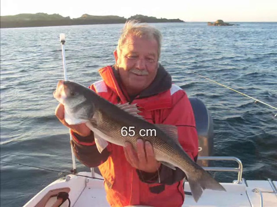 PECHE AU BAR CHAUSEY 21 JUIN 2014 AVEC JACQUES