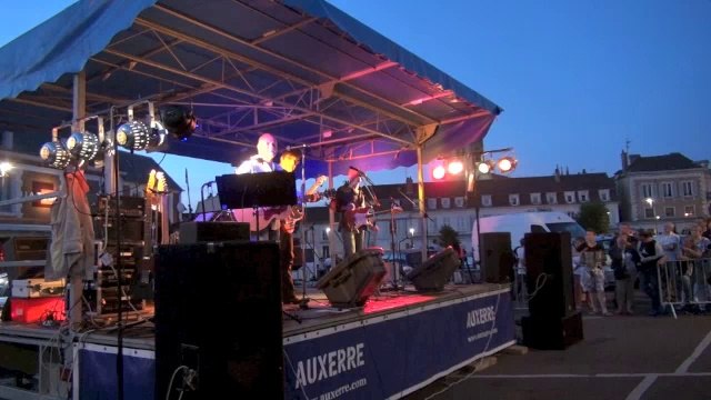 Nuit blanche à Auxerre envahie par les musiques