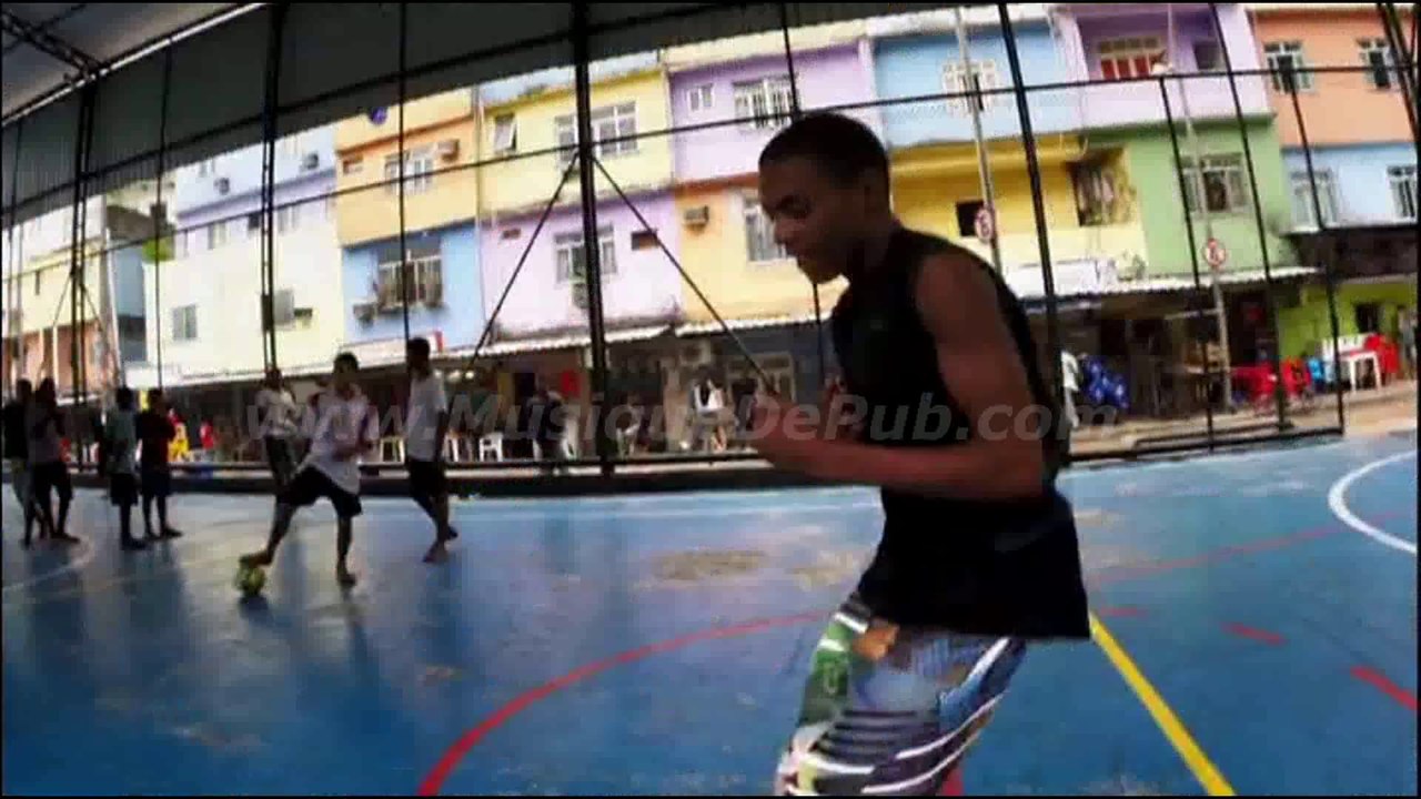 pub GoPro enfants au Brésil 2014 [HQ]