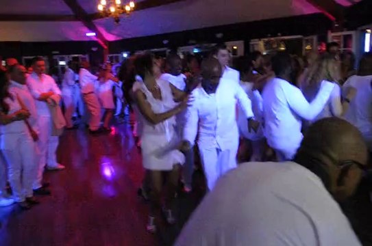 SOIRÉE BLANCHE ANNIVERSAIRE du GRooViN' ! Samedi 21 Juin n°3