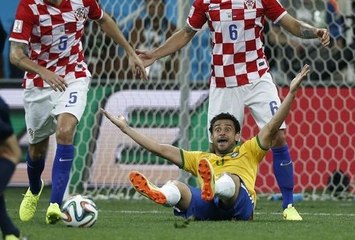 Saccomano : « Marre des pleureuses ! »