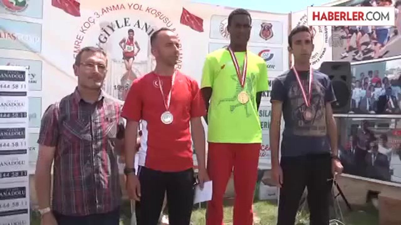 Yunus Emre Koç 3. Anma Yol Koşusu ve Yarı Maratonu -