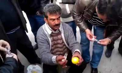 İnsanları Hipnotize Ederek Türk Malı Kapaklı Limon Sıkacağı Satmak