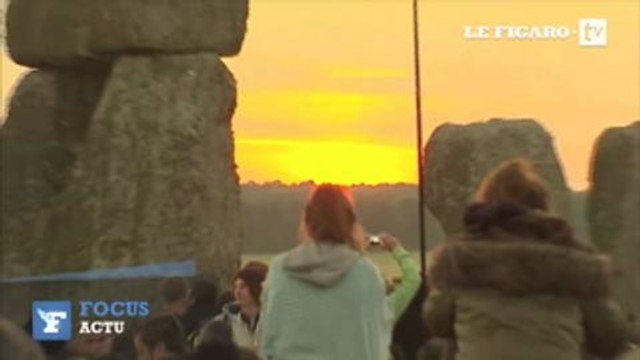 Angleterre : pèlerinage à Stonehenge pour le solstice d'été