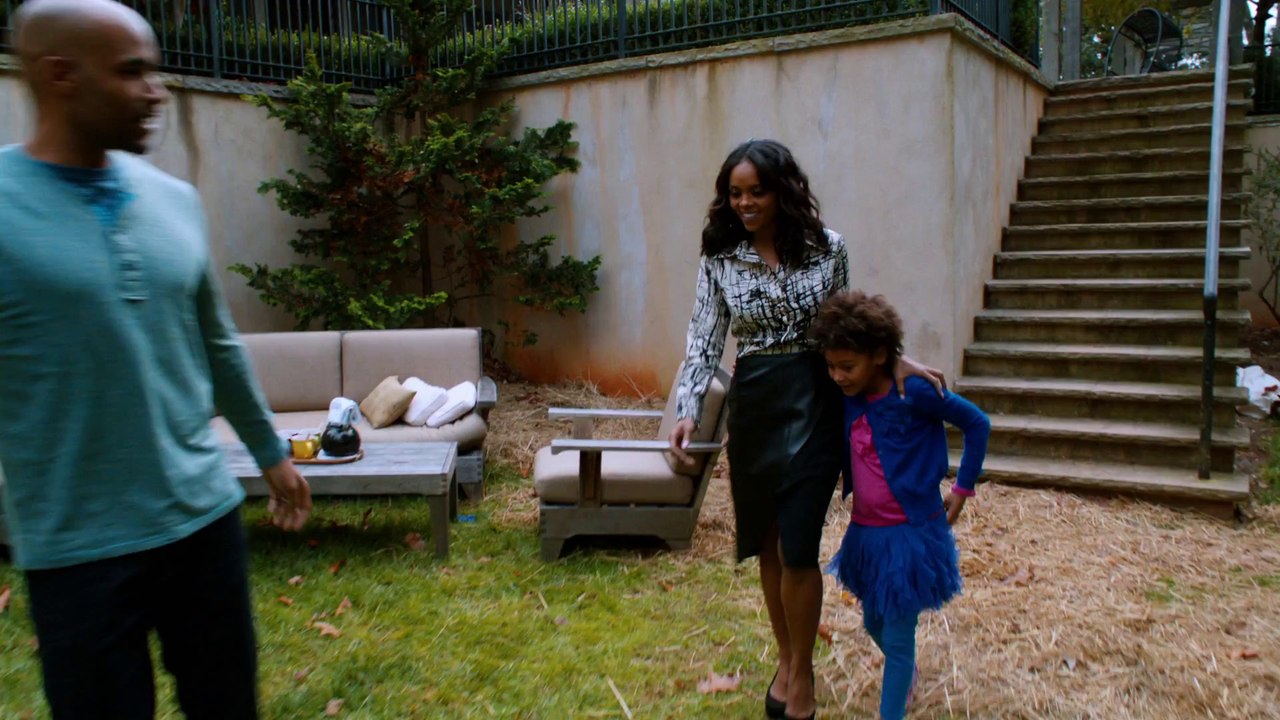 Addicted Official Trailer #1 (2014) - Kat Graham, William Levy Movie HD