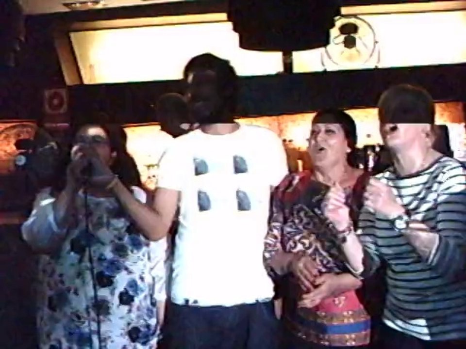 HyMFiestaMadrid,Hugo, Manoli, Encarna y Pilar Cantando