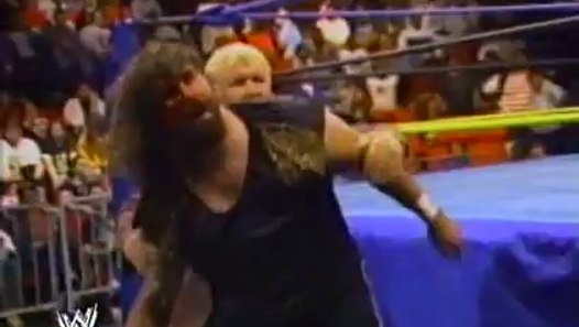 Vader vs. Cactus Jack (WCW Saturday Night 04.17.1993 ...