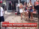 Doğum gününde gösteri yapacaktı Motosiklet havuza kendisi yere düştü