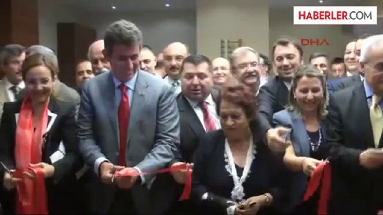 Türkiye Barolar Birliği Başkanı Metin Feyzioğlu, Başbakan Recep Tayyip Erdoğan'ın Böcek Davasıyla...