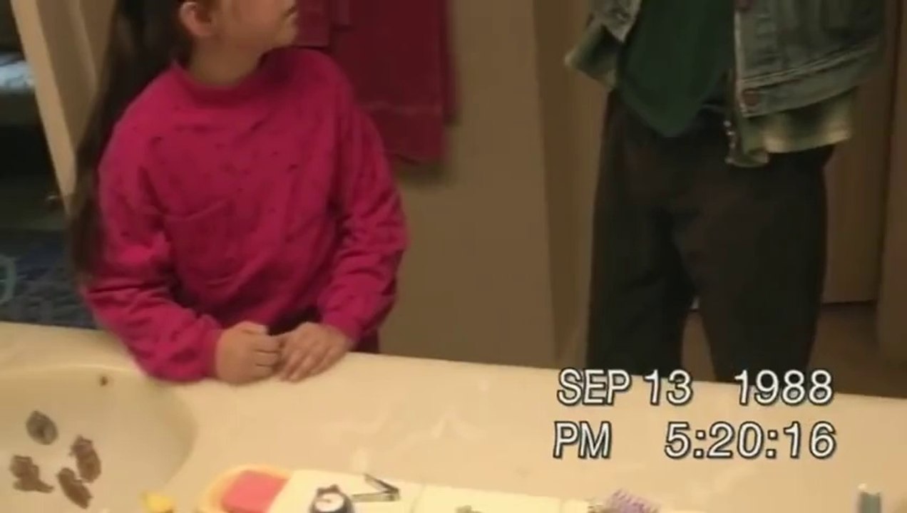 'Paranormal Activity 3' Trailer 2 HD Quality