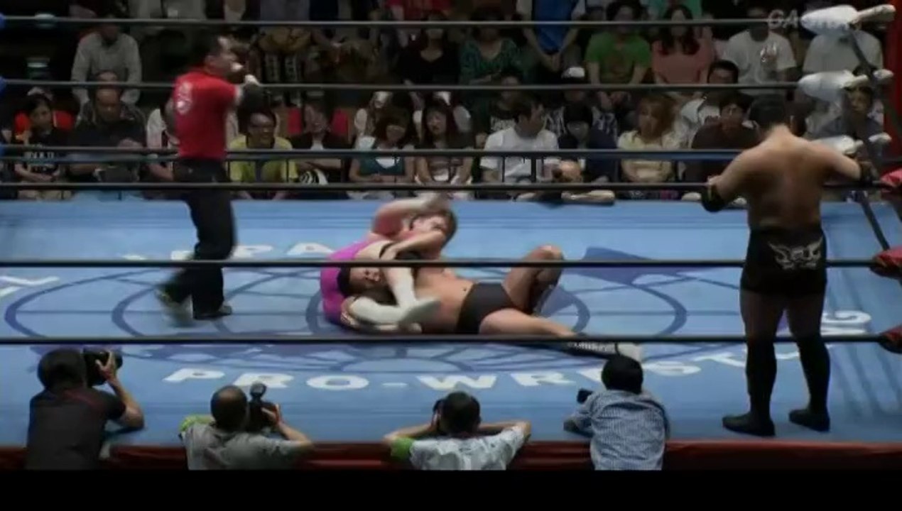 Osamu Nishimura & Koji Doi vs. Yutaka Yoshie  & Masato Shibata (AJPW)