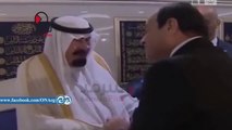 شاهد|| الملك عبدالله يعتذر للرئيس السيسى لمقابلته بالطائرة