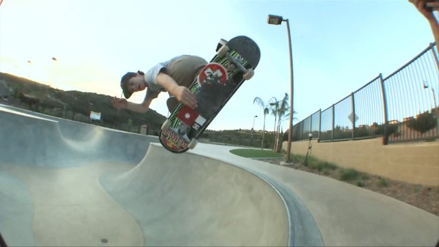 Tom Schaar & Alex Sorgente Skate Session - Skateboard