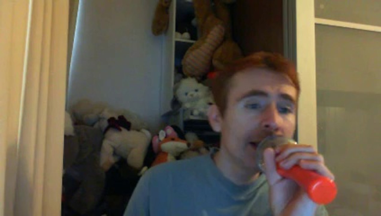 Wiwi égratigne "just another day" de Queen Latifah