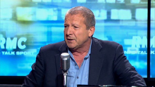 Pour la victoire des bleus, Rolland Courbis chante C'est Extra dans Bourdin Direct