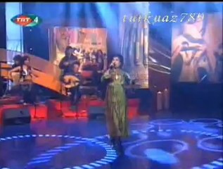 Şükriye TUTKUN-Kınalı Parmak Cez Tırnak