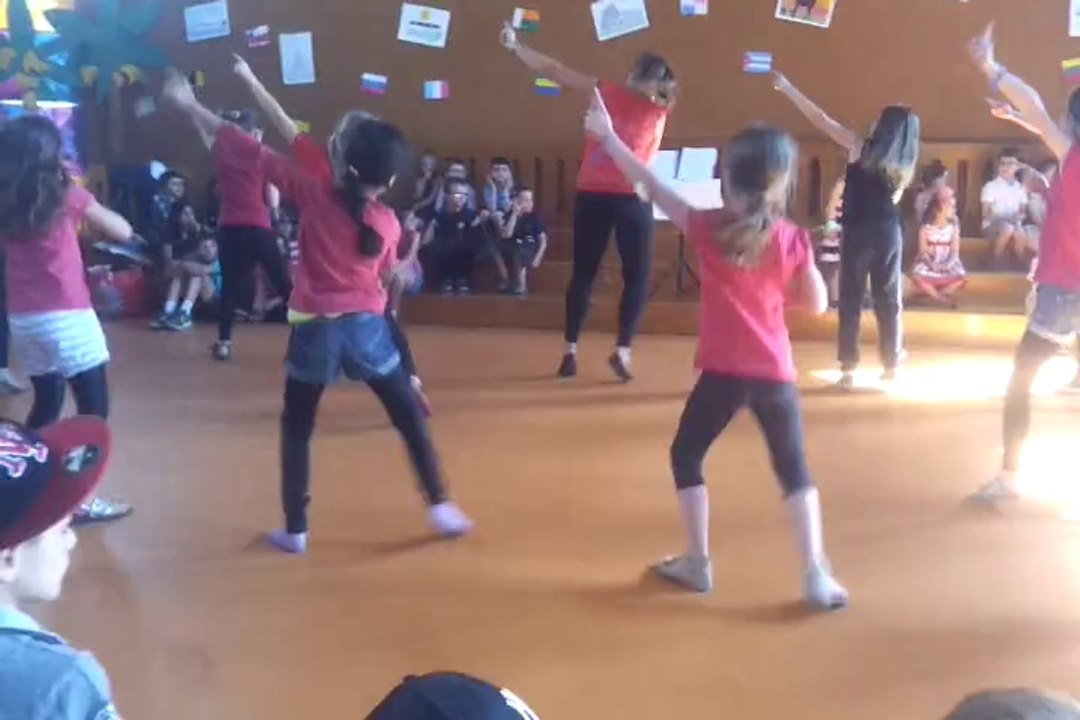 Spectacle périscolaire 2014 (6)
