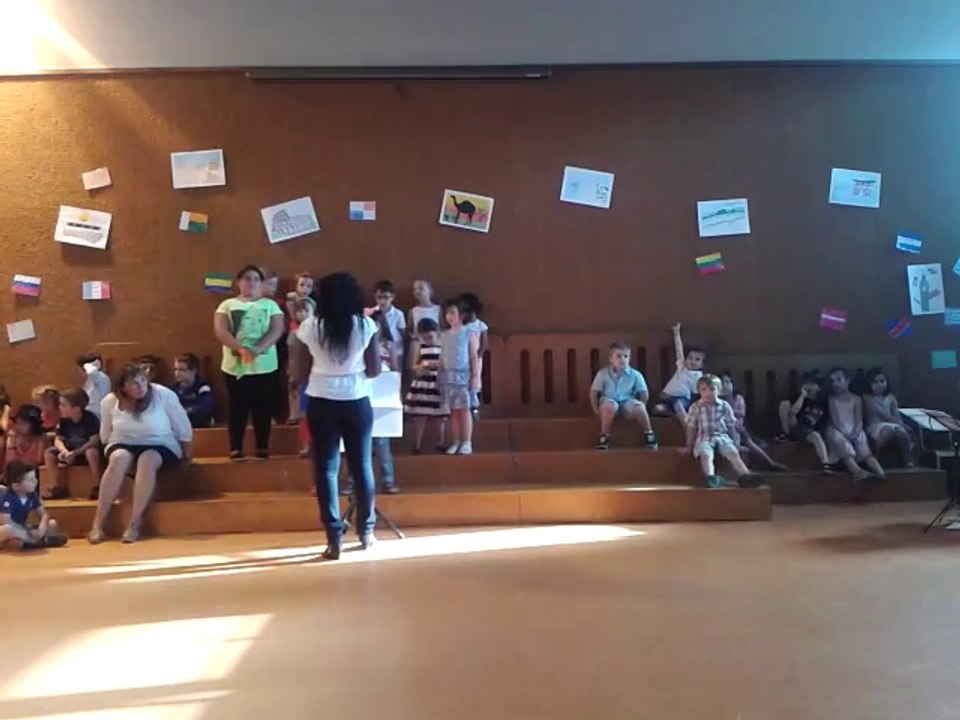 Spectacle périscolaire 2014 (15)