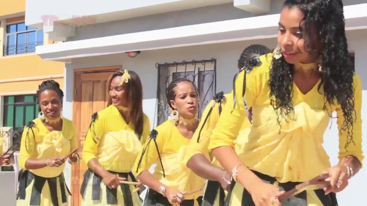 THEO du NORD  -  Te hody  (gasy - malagasy)